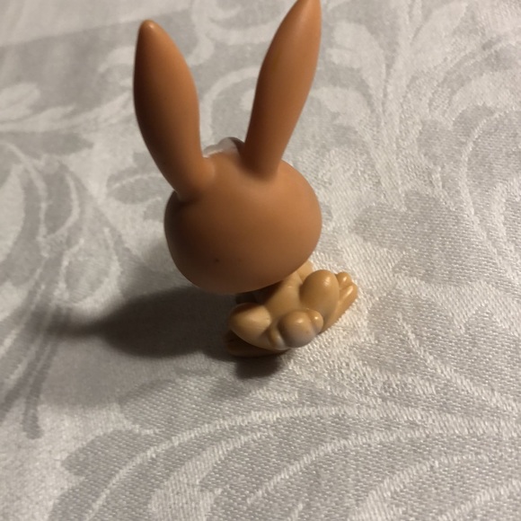 Littlest Pet Shop #28 Bunny LPS - Picture 2 of 11